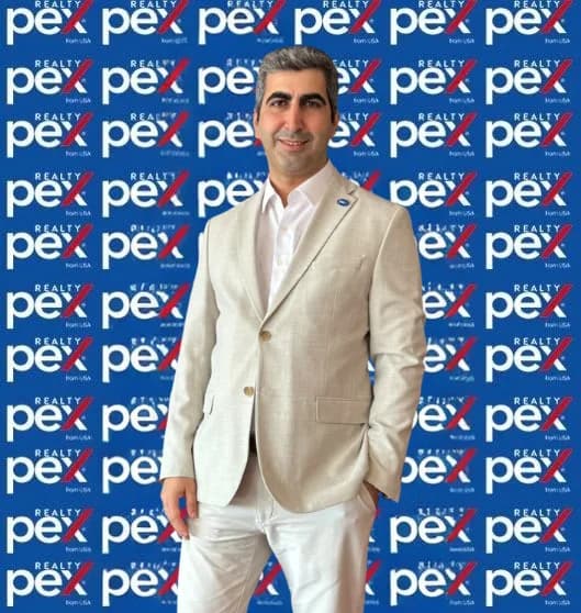 Ayberk Geyik – Pex Realty danışmanı