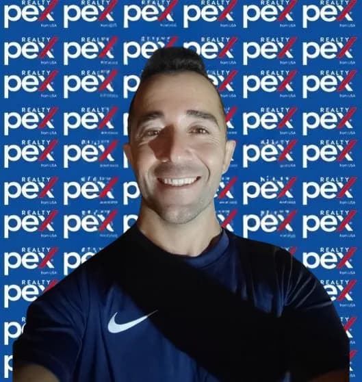 Doğukan Öz – Pex Realty danışmanı