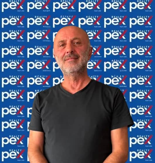 Mehmet Necmi Çolak – Pex Realty danışmanı