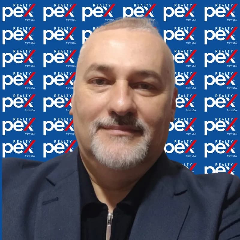 Turan Çüteli – Pex Realty danışmanı