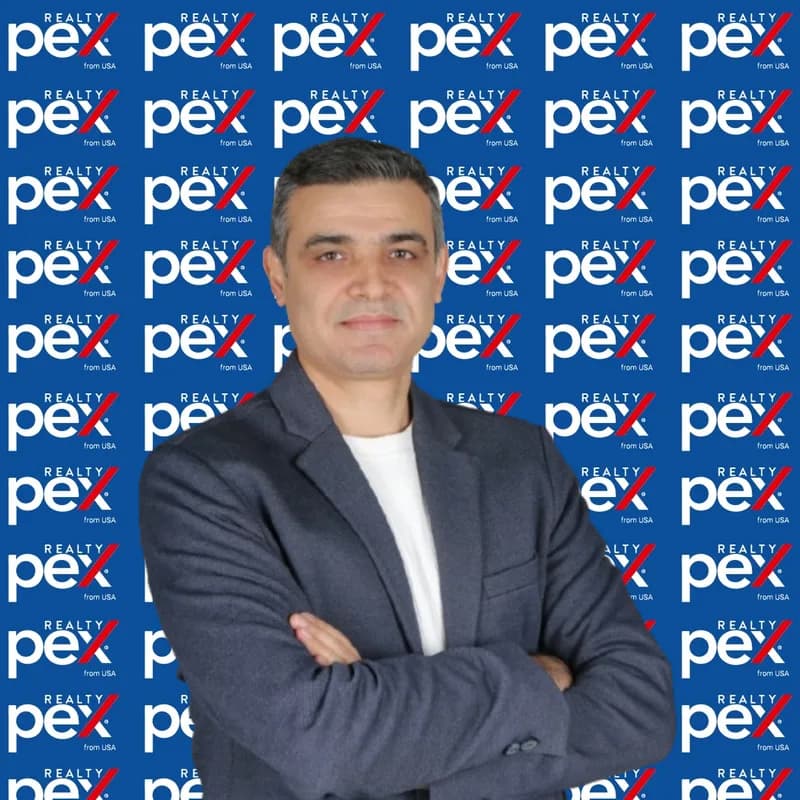 Ferhat Erol – Pex Realty danışmanı